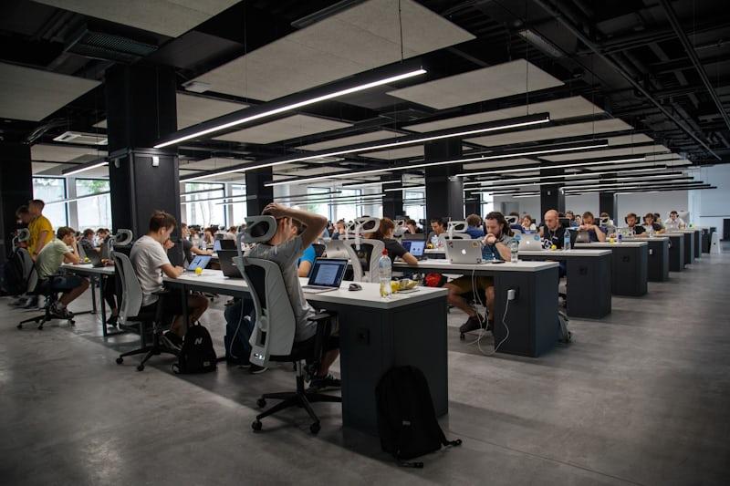 Render Network Powering AI Graphics in the Cloud.jpg